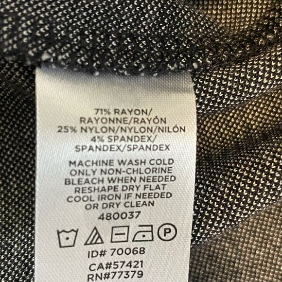 Ann Taylor Gray Plaid V-neck Top - Picture 5 of 5